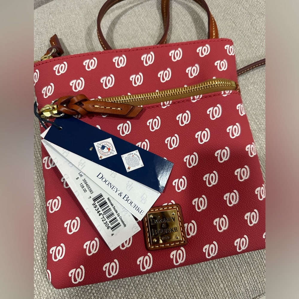 NWT WASHINGTON NATIONALS DOONEY & BURKE PURSE